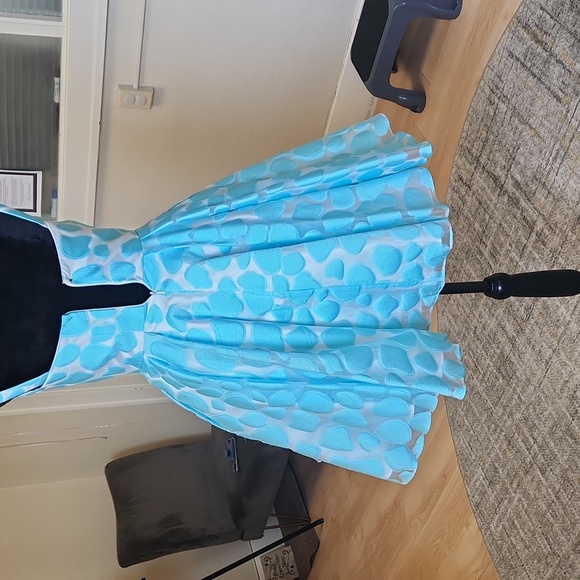 Size 2 aqua & white prom/pageant/evening gown by Sherri Hill - Picture 6 of 6